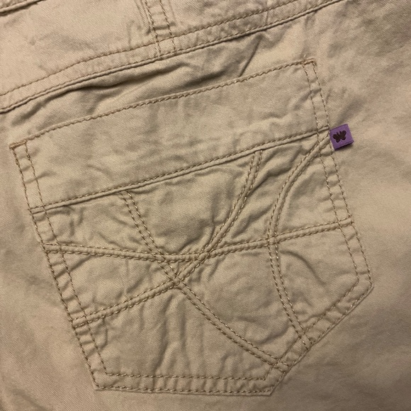 ☀️ Aeropostale khaki pants - size 7/8 - Picture 8 of 11